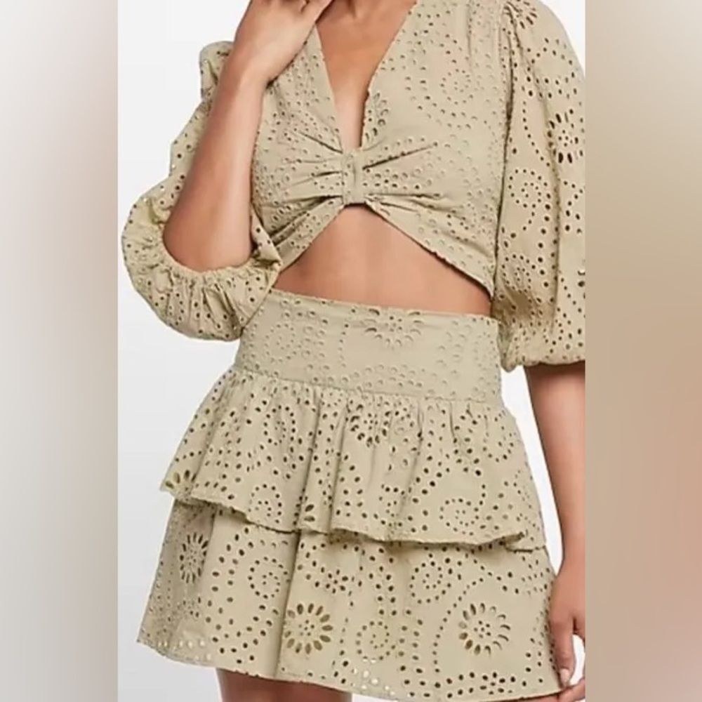 Express Eyelet Tiered Ruffle Mini Skirt & Puff Sleeve Top | 00/XS | Elm